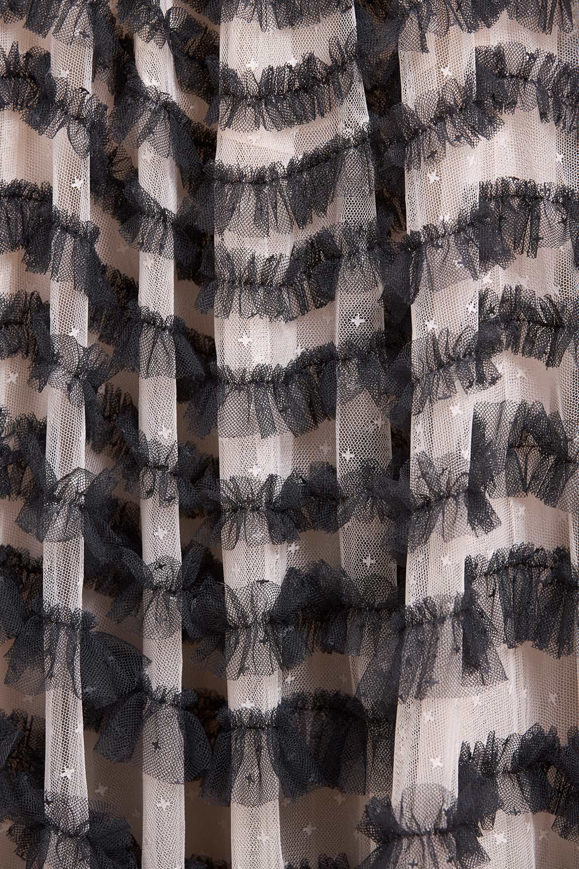 La Vie En Rose Round Neck Short Sleeve Gown