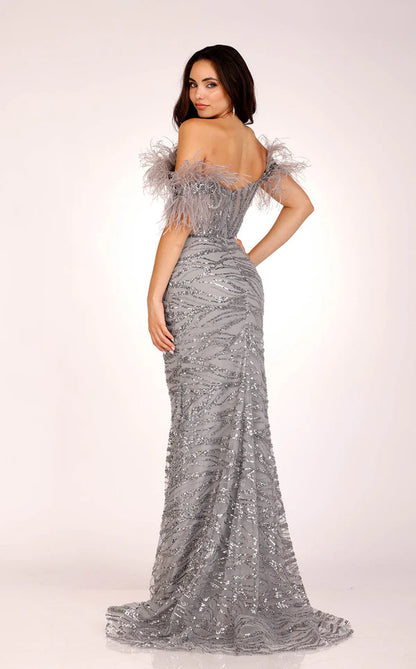 Elegant women's long dress