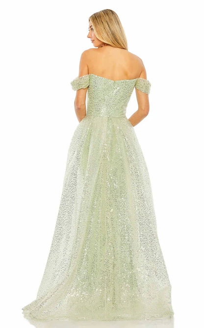 Elegant women's long dress