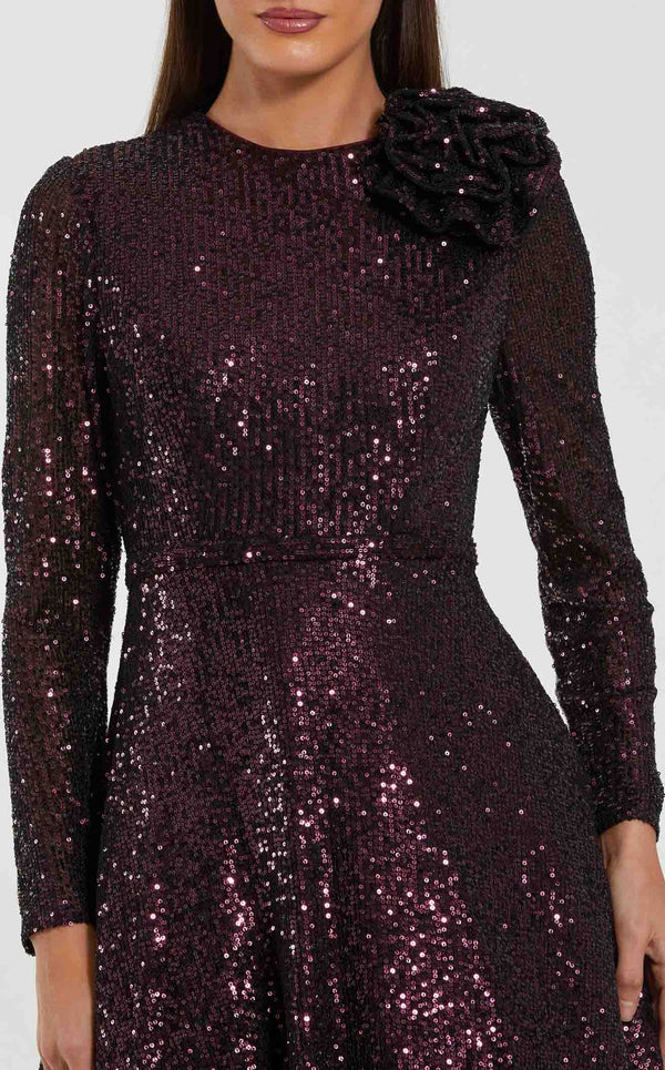 Elegant women's long dress