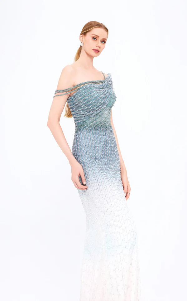 Elegant women's long dress