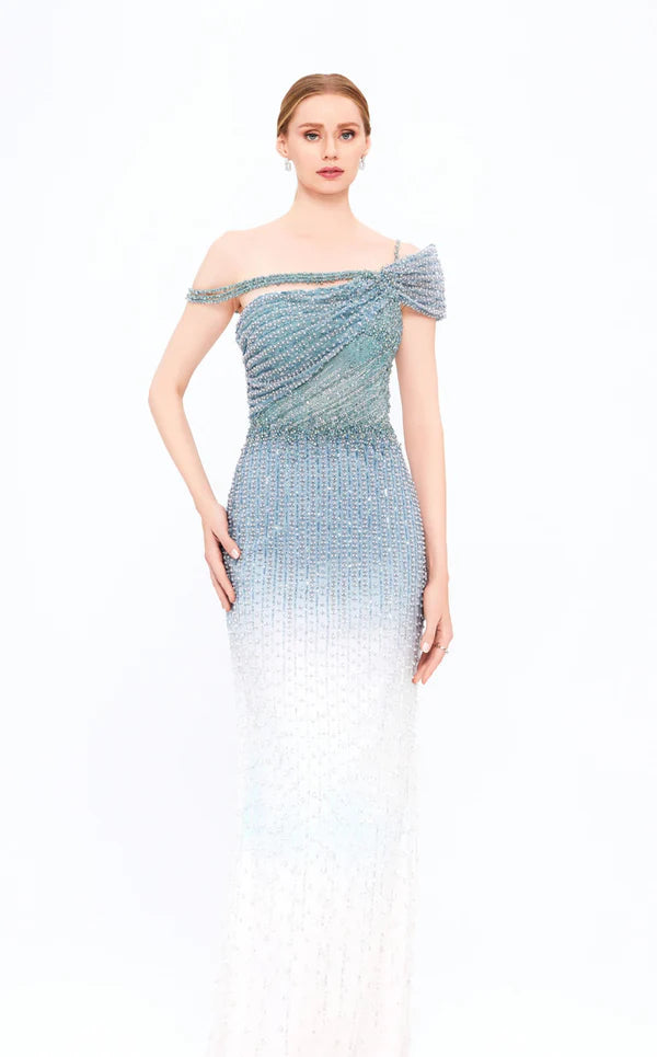 Elegant women's long dress