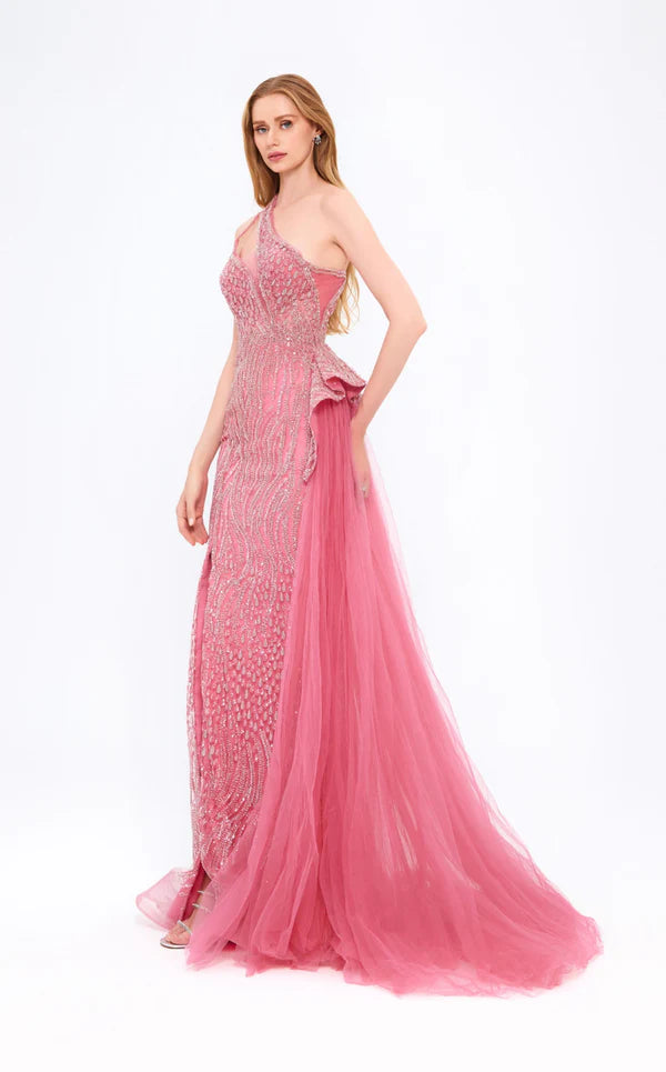 Elegant women's long dress