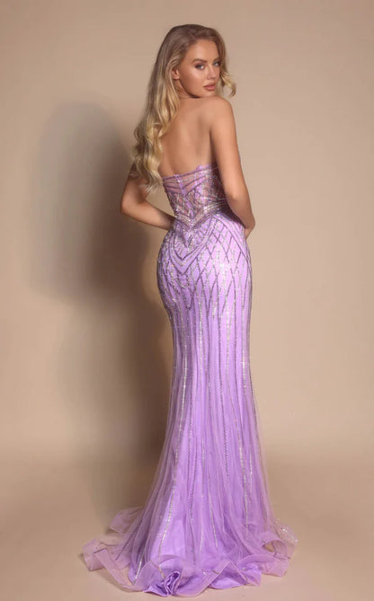 Elegant women's long dress