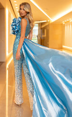 Elegant women's long dress