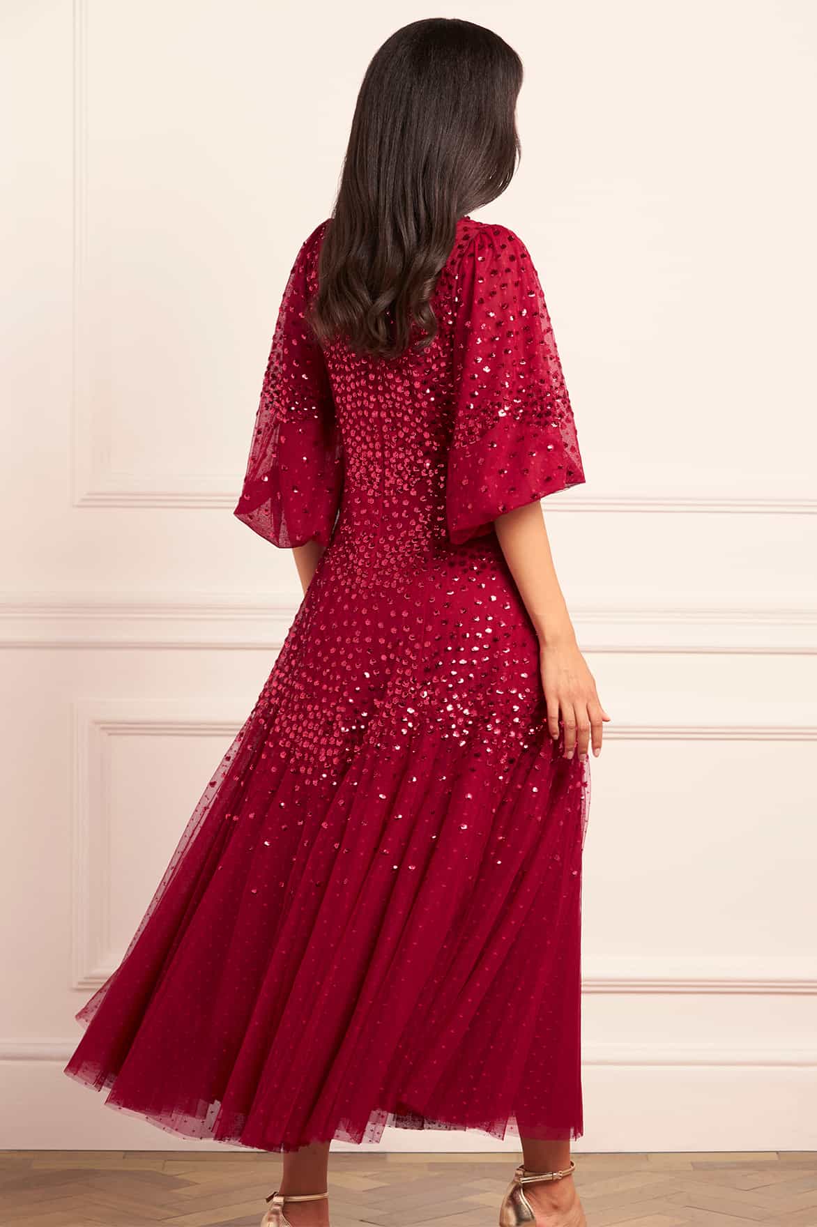 Scallop Sequin Round Neck Ankle Gown