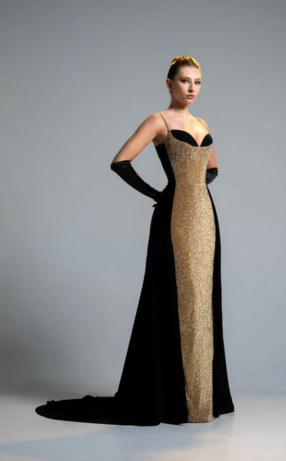 Elegant women's long dress