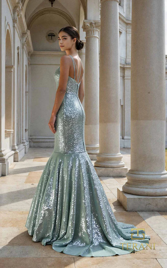 Elegant women's long dress