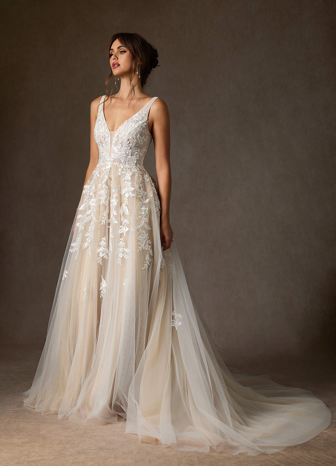 diamondwhitechampagne