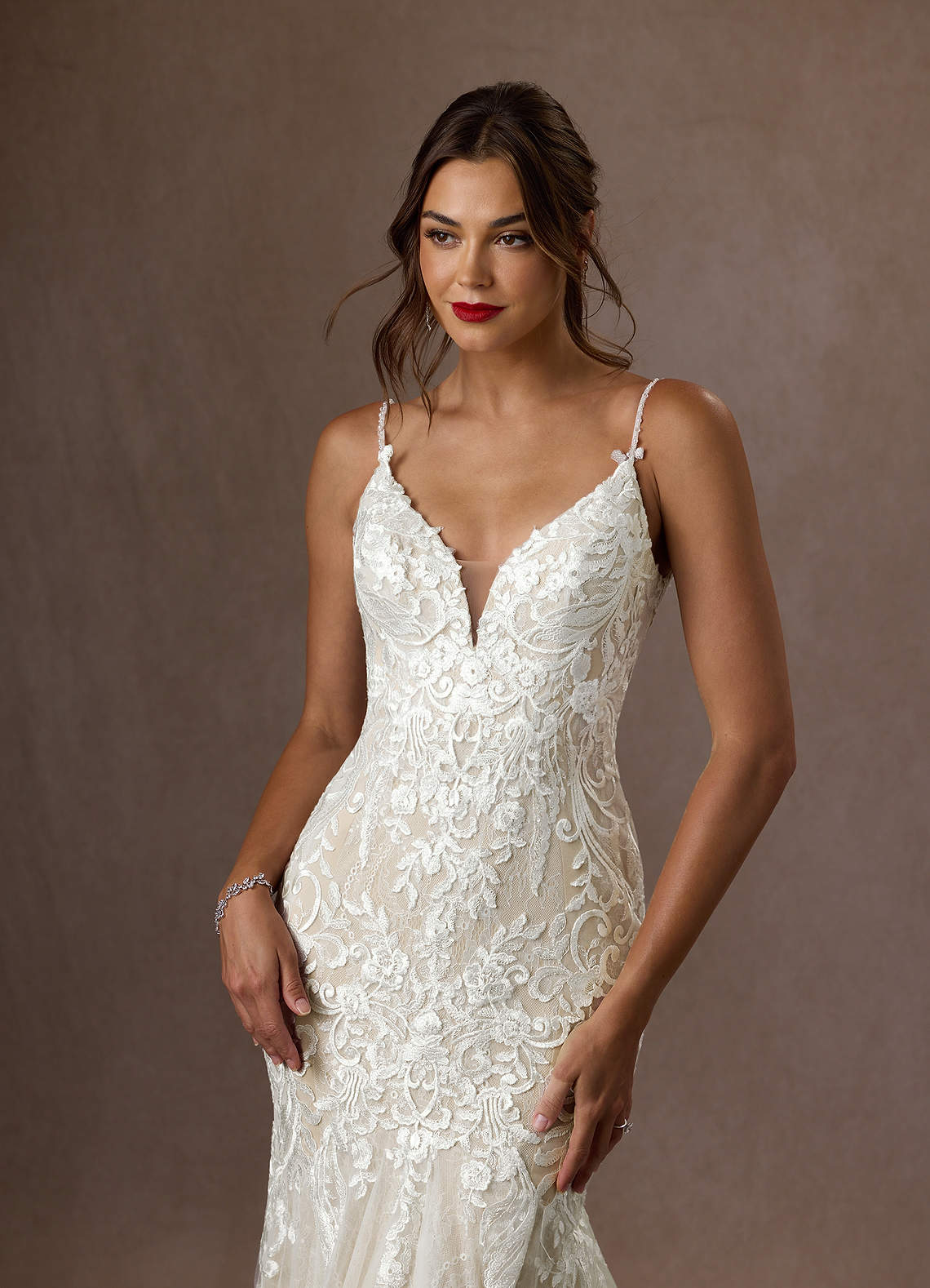 diamondwhitechampagne