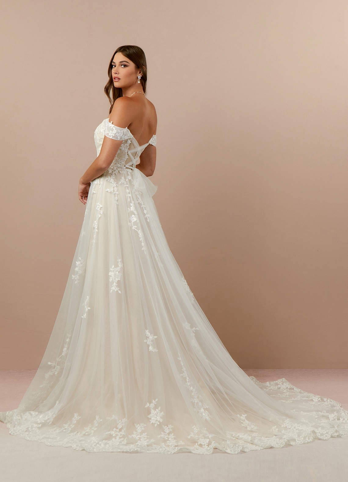 diamondwhitechampagne