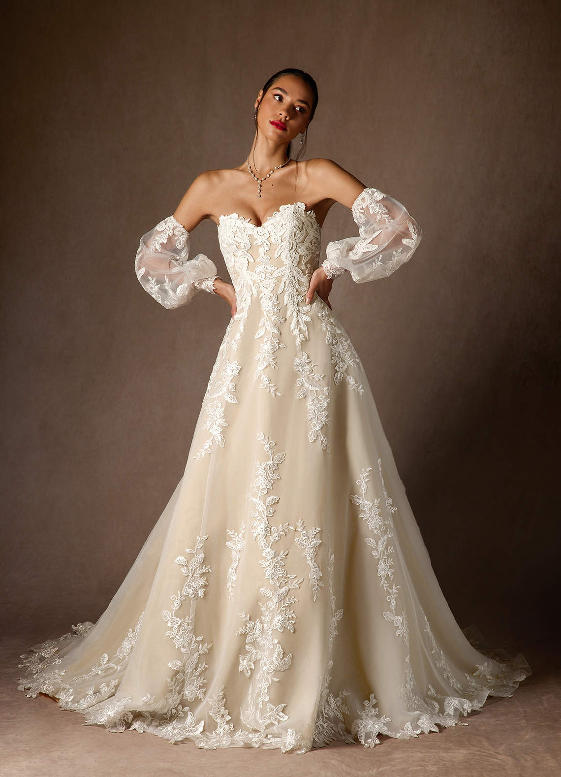 diamondwhitechampagne