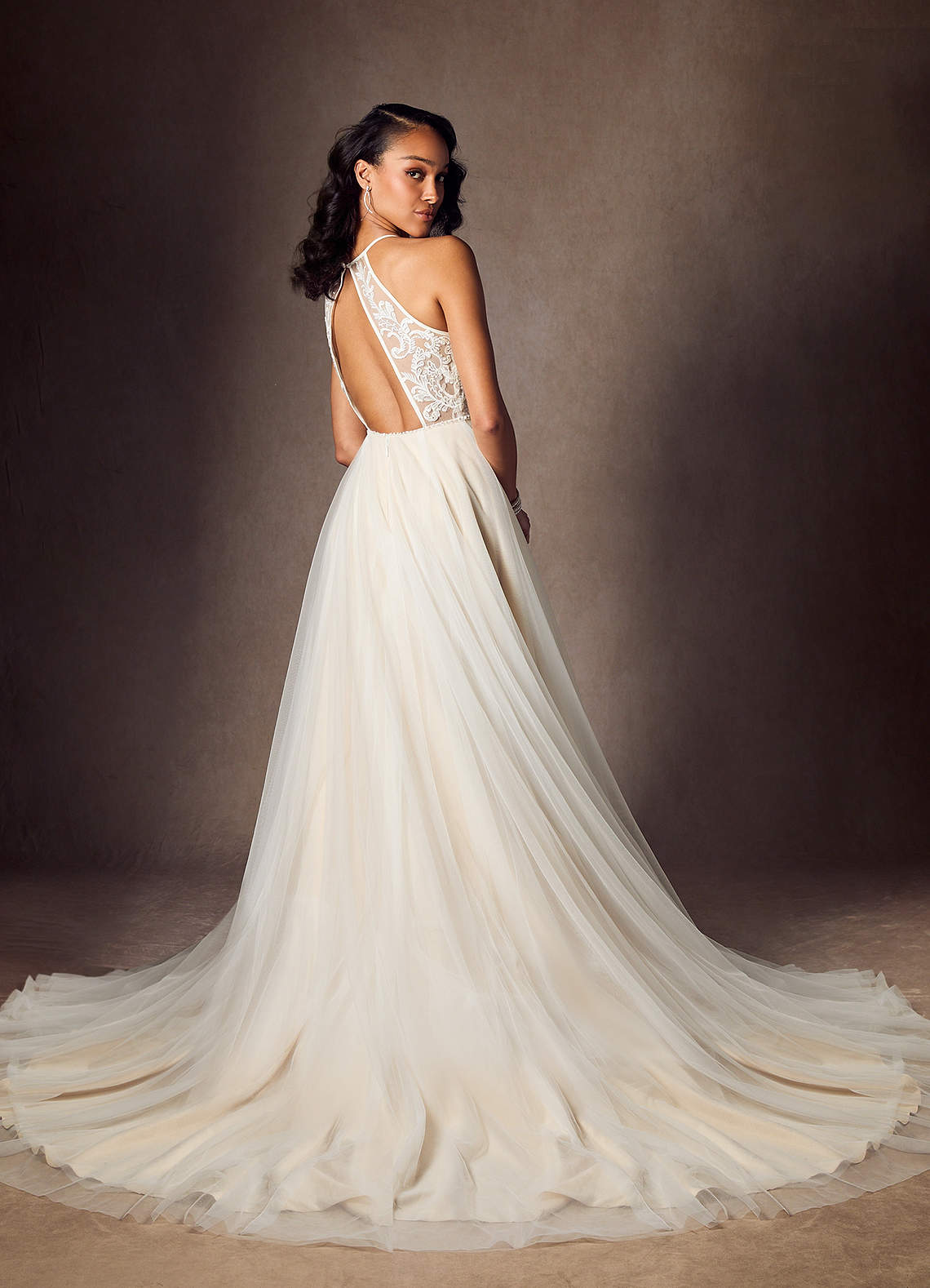 diamondwhitechampagne