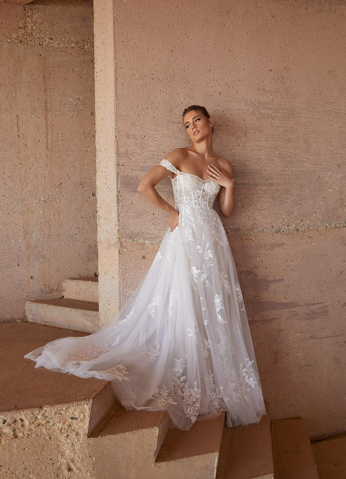 diamondwhitechampagne