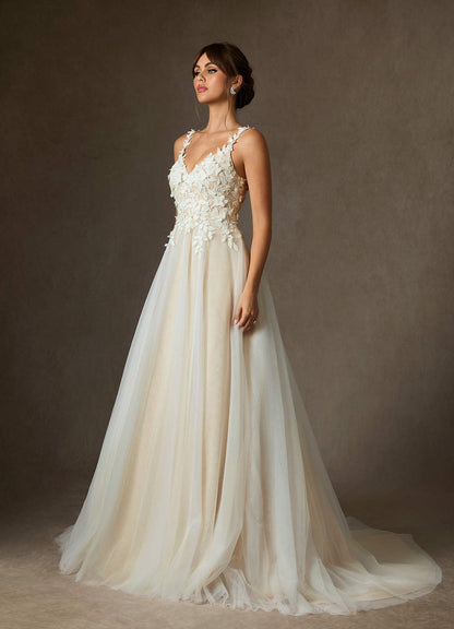 diamondwhitechampagne