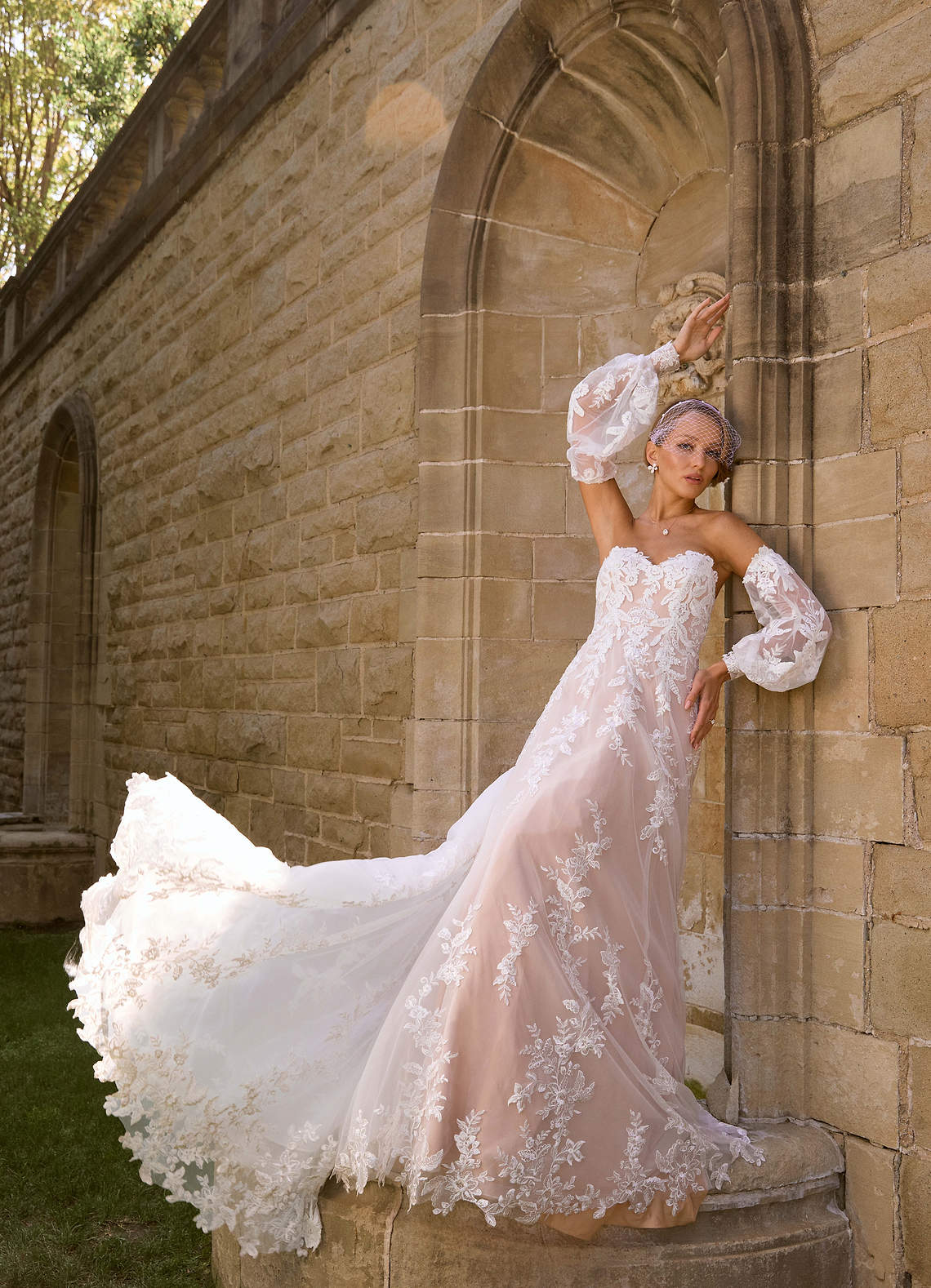 diamondwhitechampagne