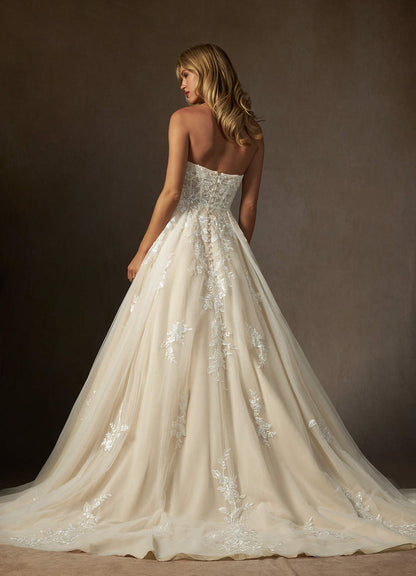 diamondwhitechampagne