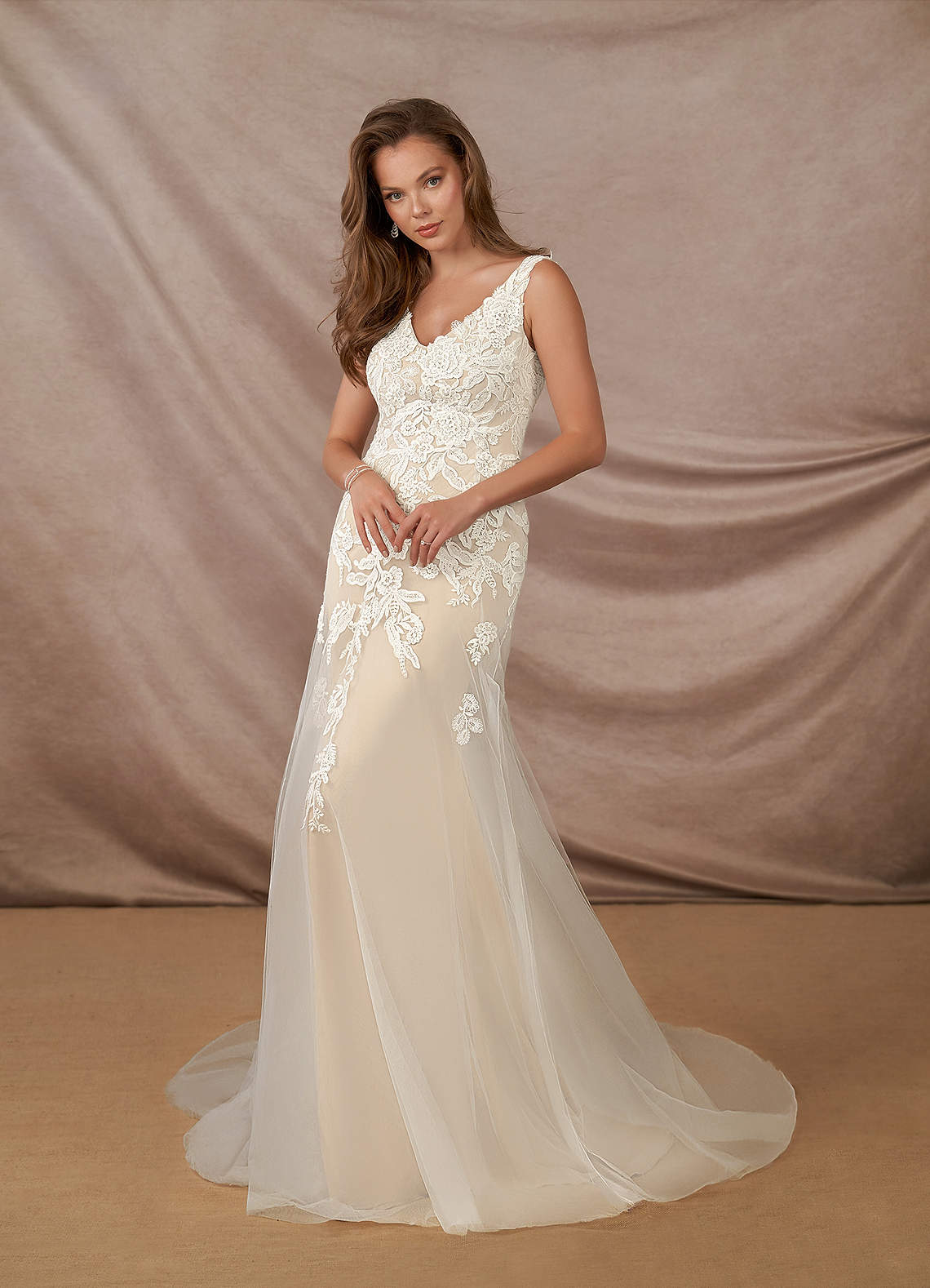 diamondwhitechampagne