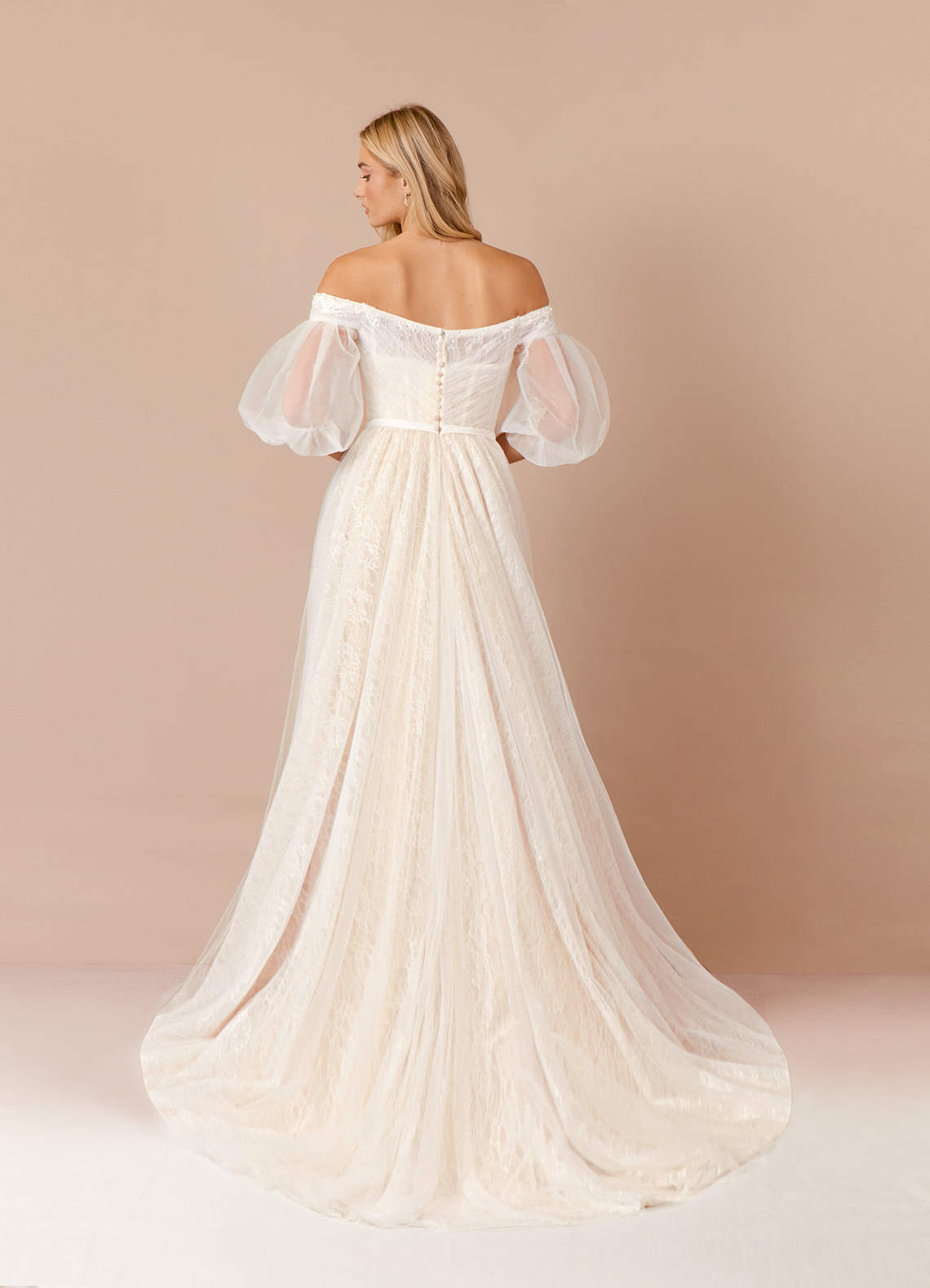 diamondwhitechampagne