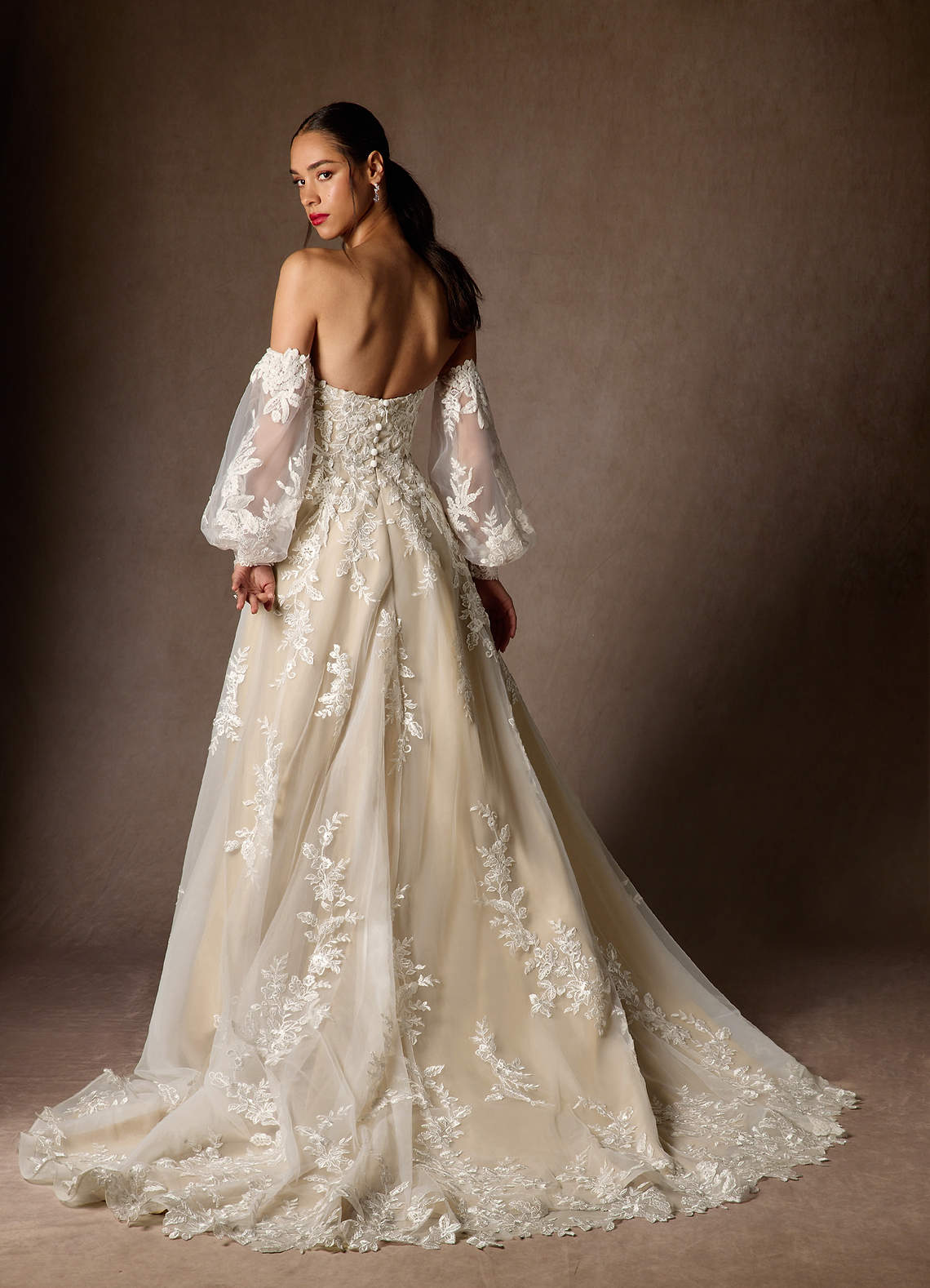 diamondwhitechampagne