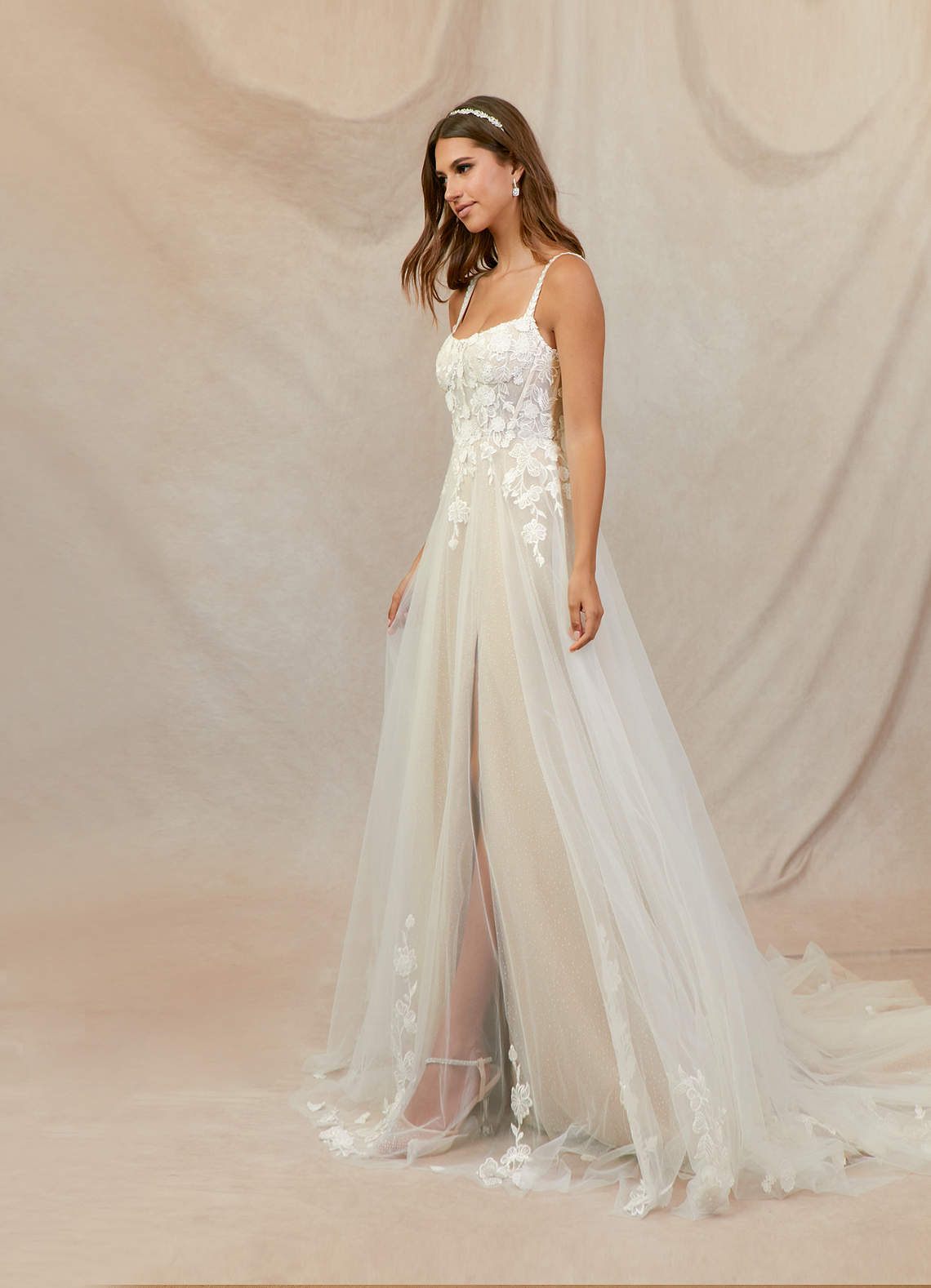 diamondwhitechampagne