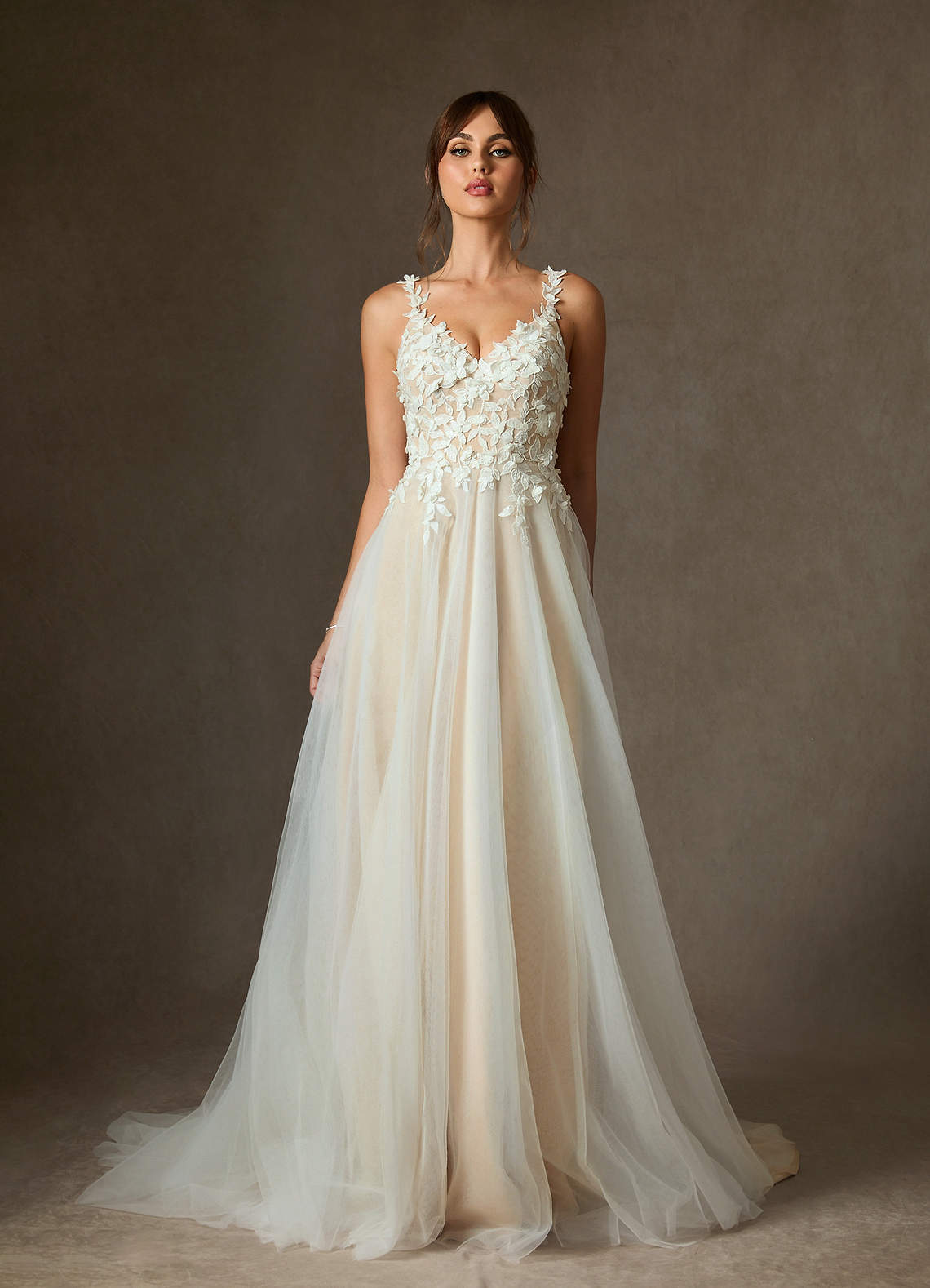 diamondwhitechampagne