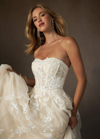 diamondwhitechampagne