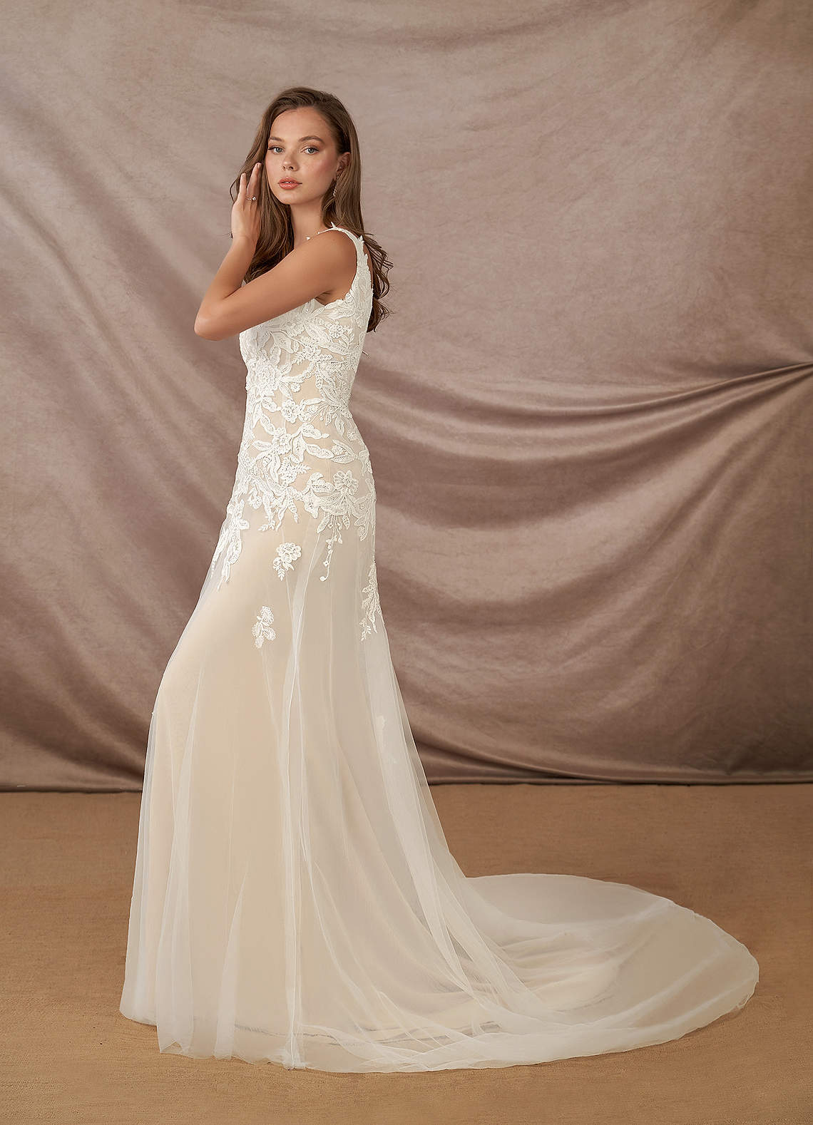 diamondwhitechampagne