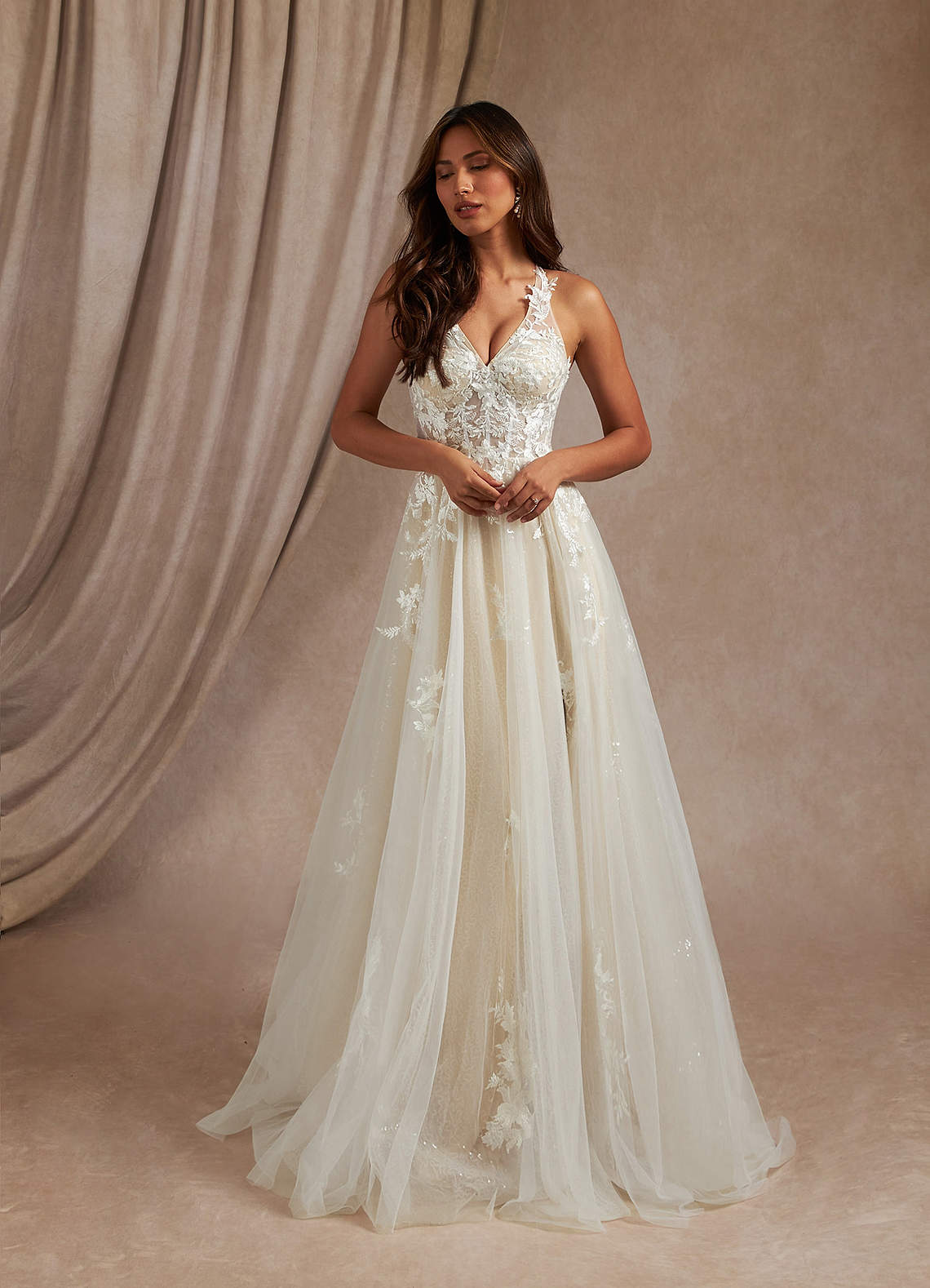 diamondwhitechampagne