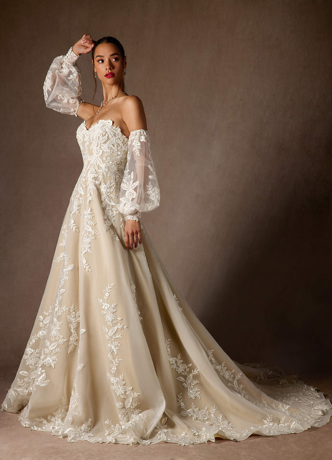 diamondwhitechampagne