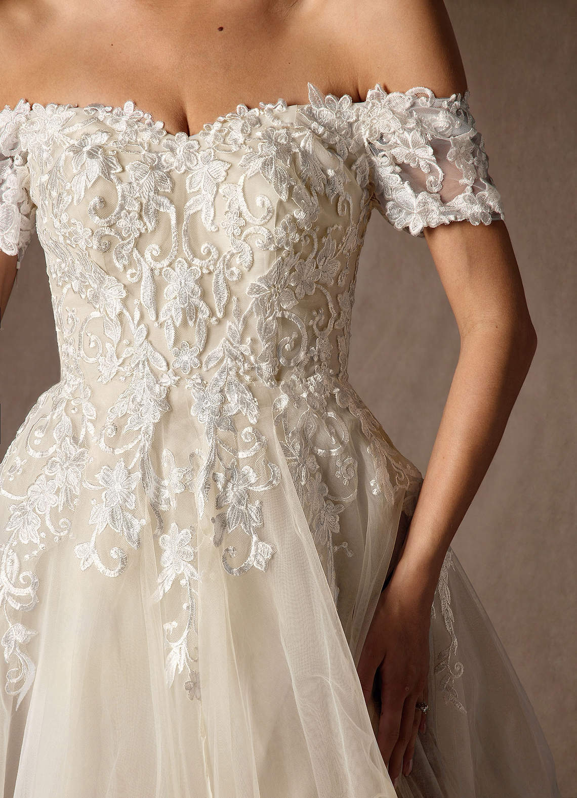 diamondwhitechampagne