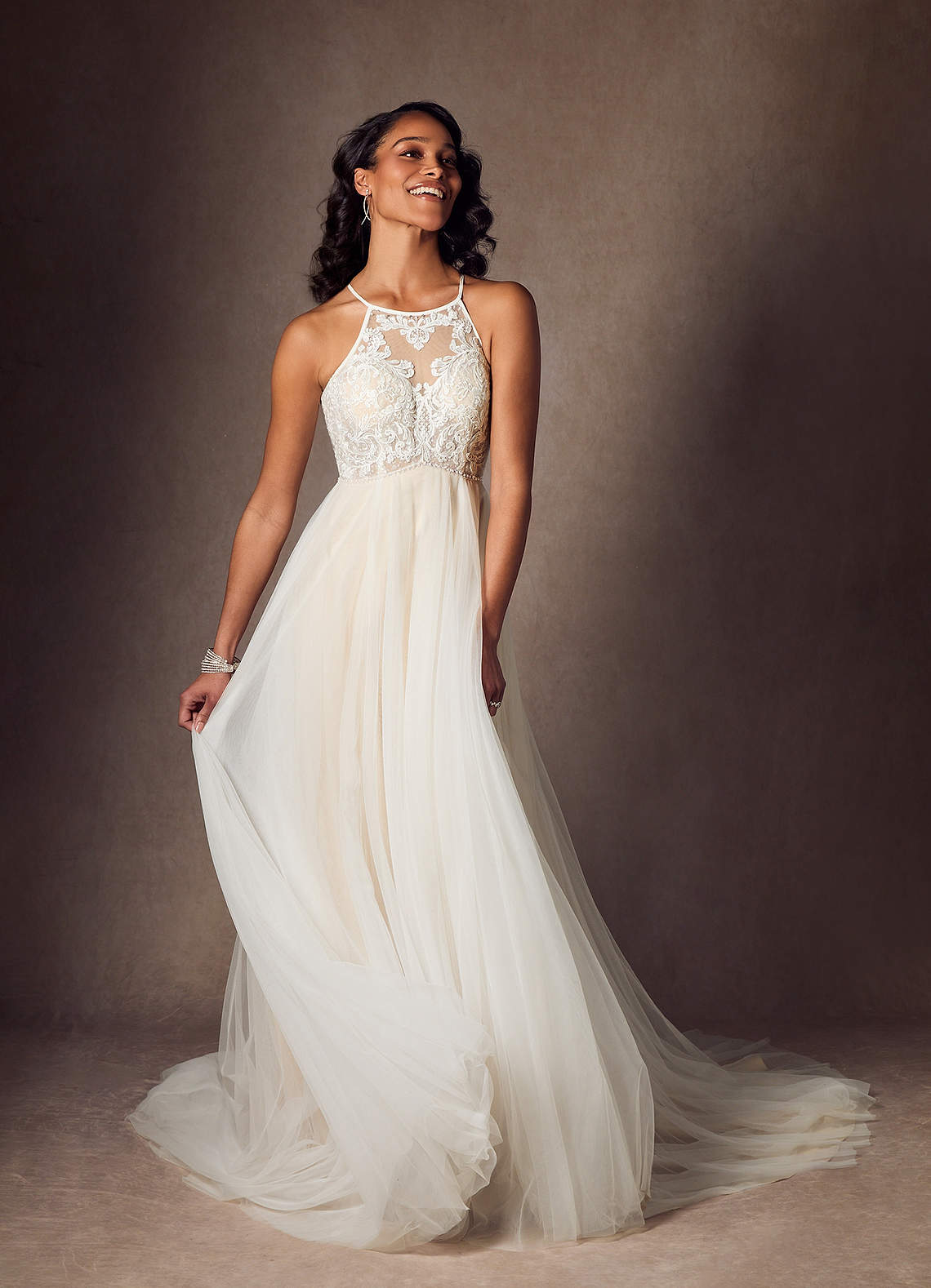 diamondwhitechampagne