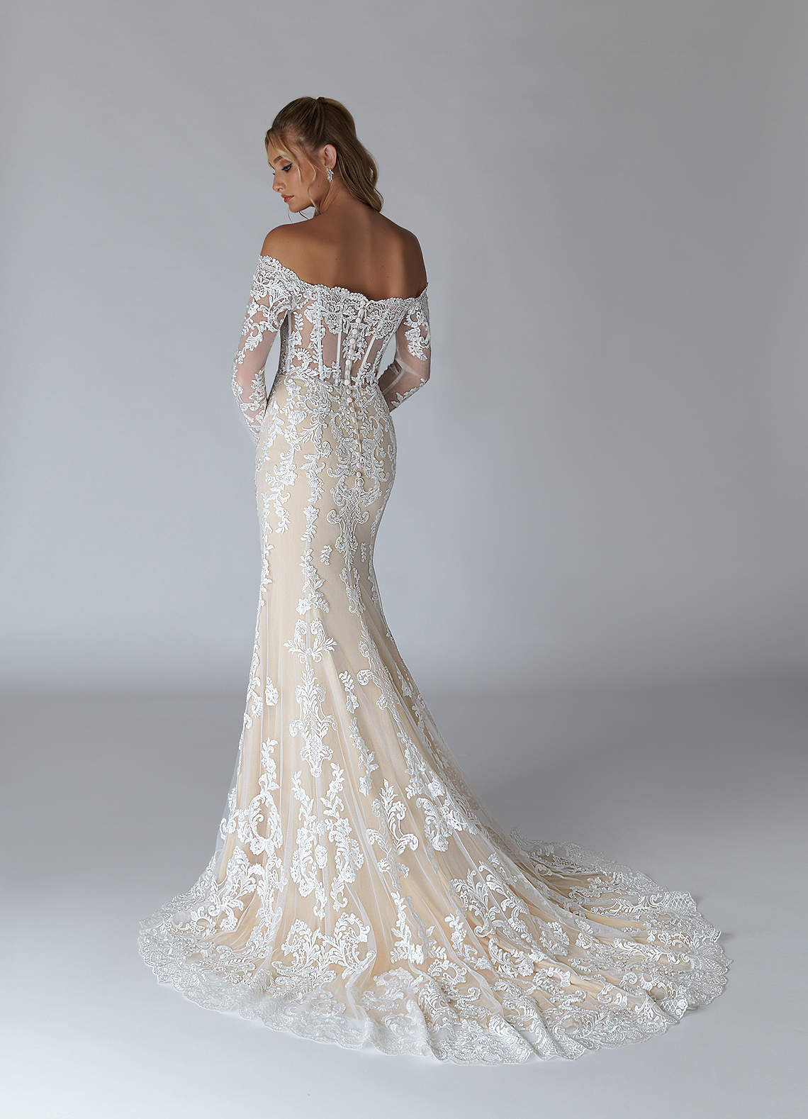 diamondwhitechampagne