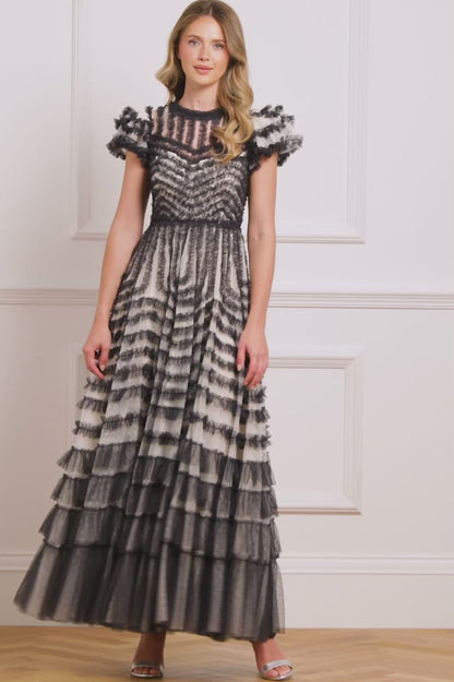 La Vie En Rose Round Neck Short Sleeve Gown