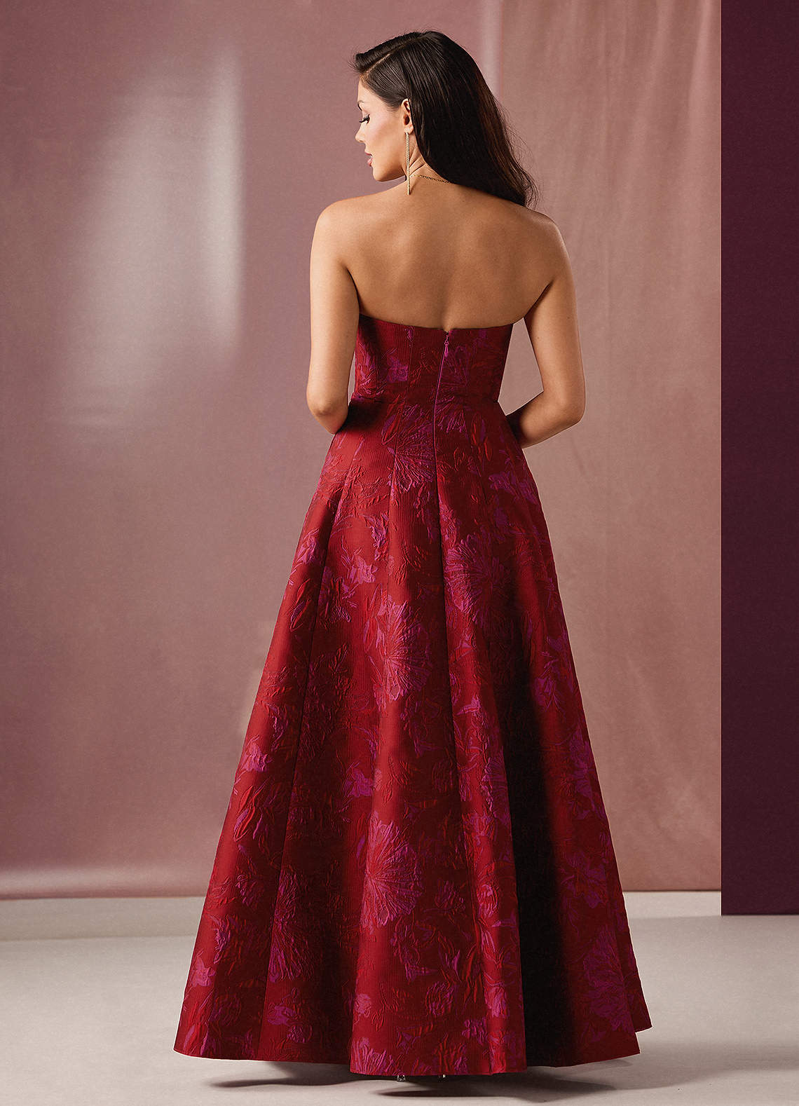 redhotpink33b9403cb-84b5-4418-bc16-f8ef25ce924b